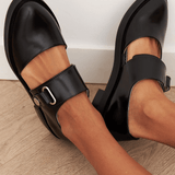 GIADA Мери Джейн с регулируем ремък и катарама за елегантен и удобен стил