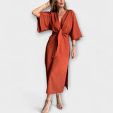 Аурора - Casual рокля с V-образно деколте и връзка