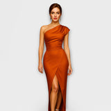 Елегантна асиметрична вечерна рокля