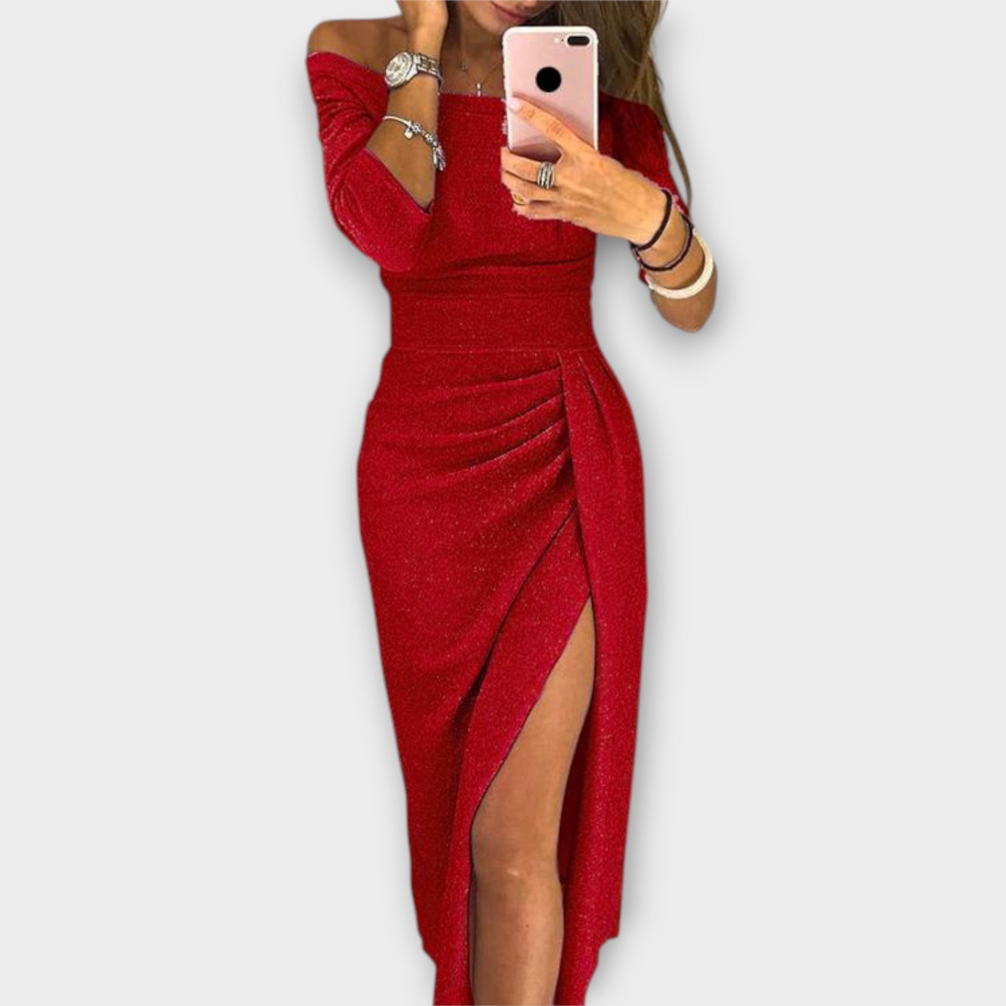 Аурора - Елегантна Рокля с Отворени Рамена