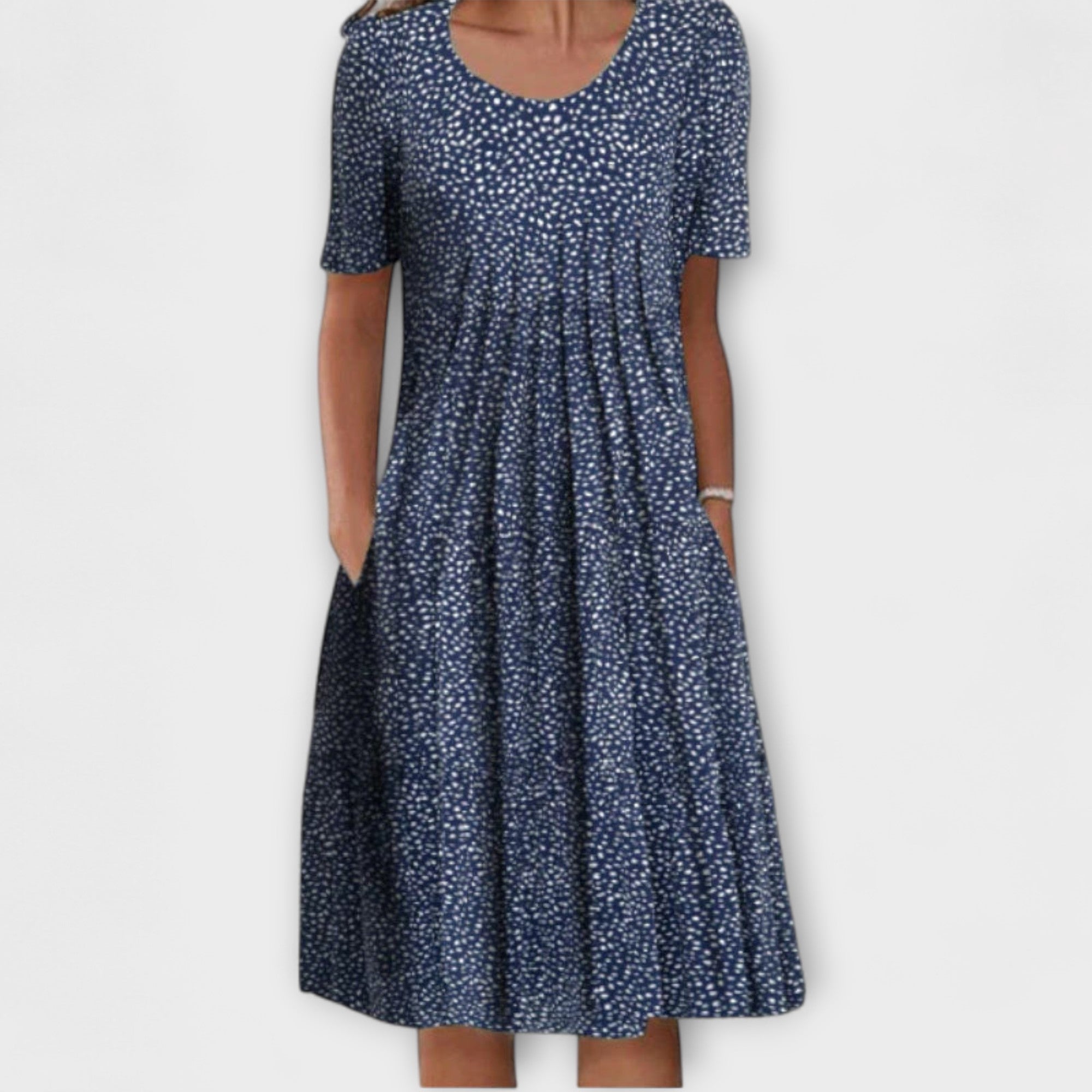 Емели – Стилен Слоен Плът с Контрол на Корема