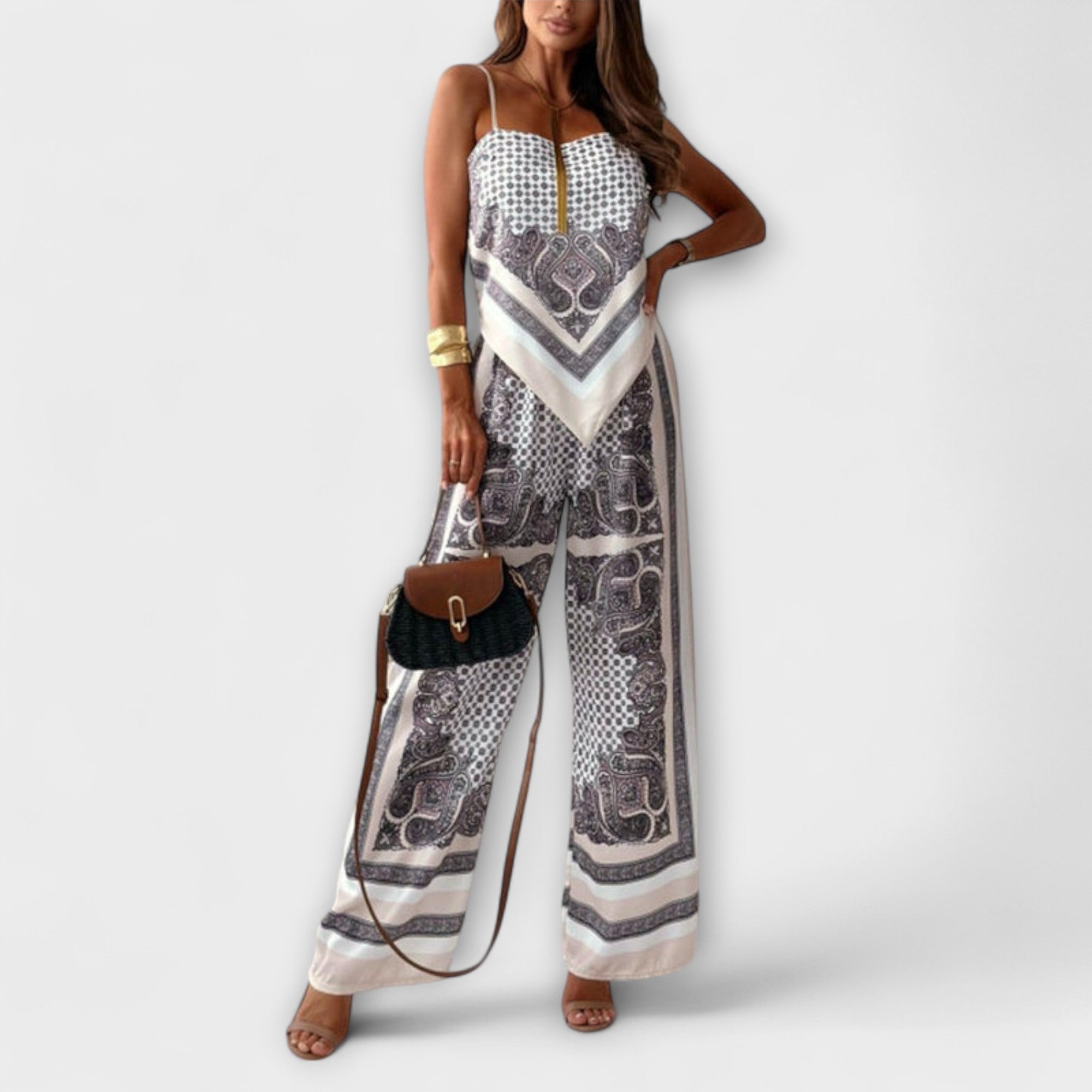 Дакота - Стилен комплект с жилетка и панталони