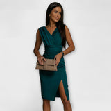 Деси - Рокля с V-образно деколте и цепка