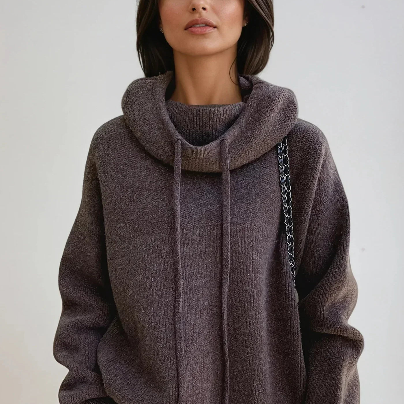 Алина | Пуловер с висока яка