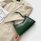 Аурора. - Лъскава кожена чанта