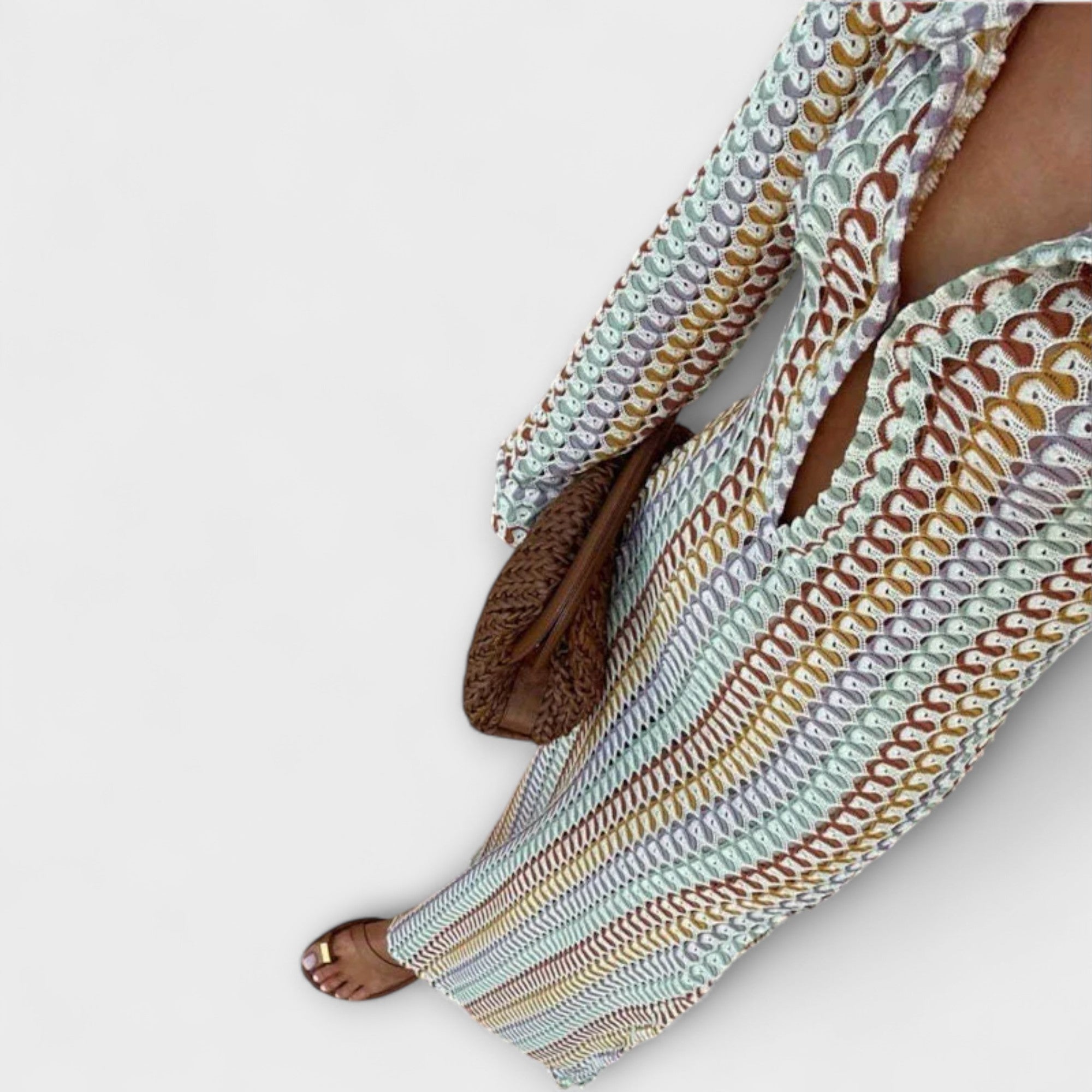 Елина – Макси рокля с V-образно деколте и празничен стил