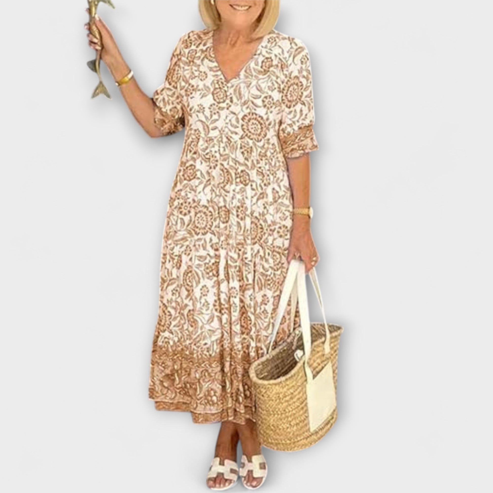 Кейтлин - Елегантна цветна рокля с ефирен дизайн