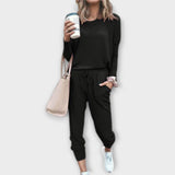 Аврора - Ненатрапчив комплект от две части