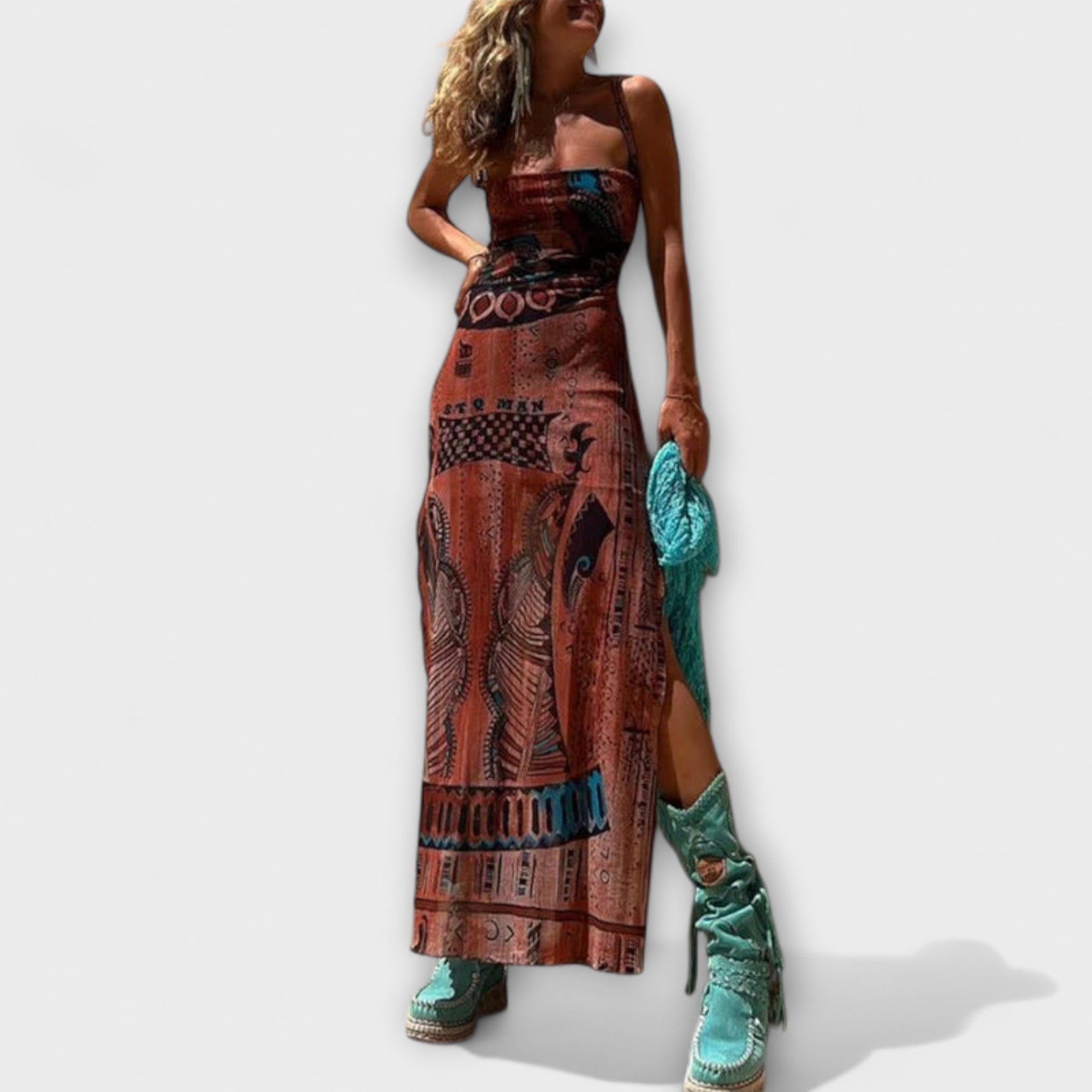 Такса - Уникална Миди Рокля с Деколте