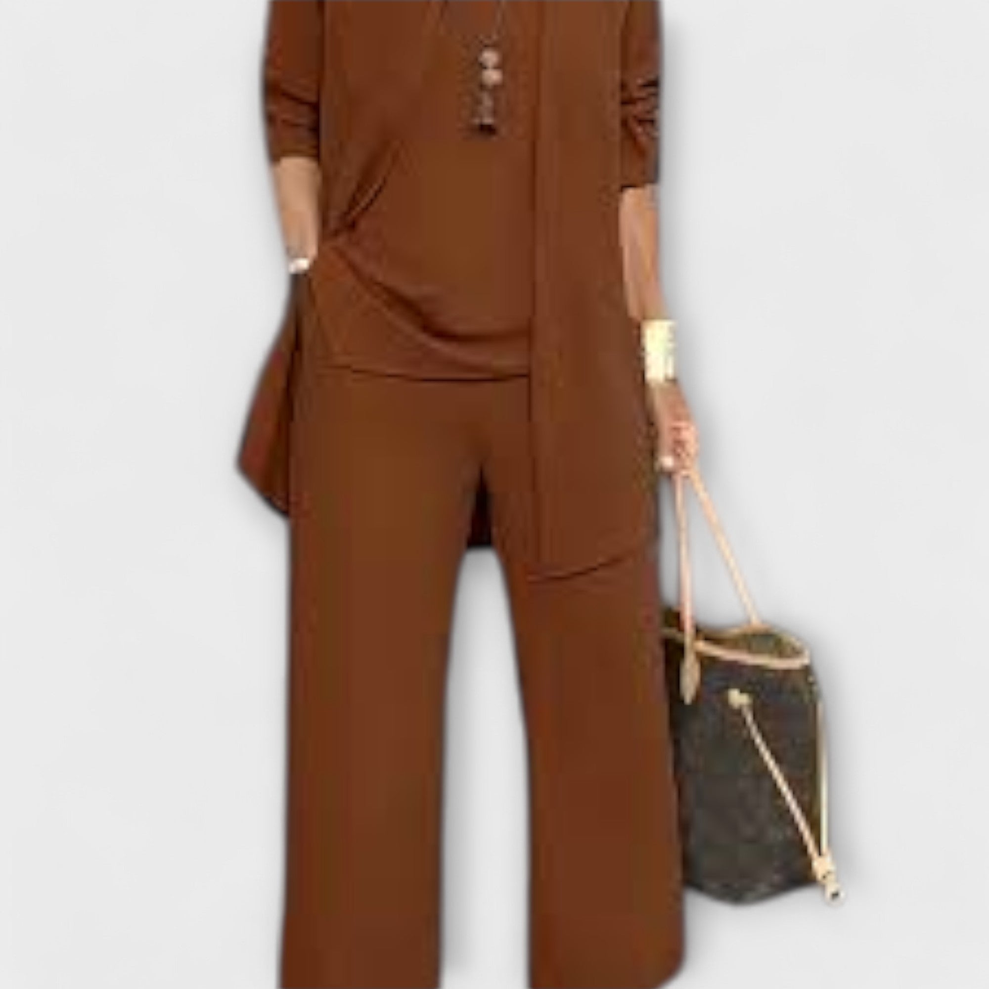 Аурора - Ненатрапчив комплект от три части