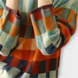 Ерика - Пуловер с Патчворк и Висок Вратник