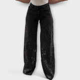 Модерни дънки с дантела и пачуърк